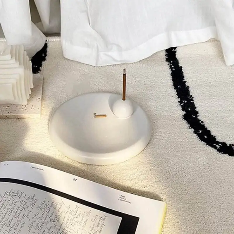Wholesale Pottery Ceramic Round White Incense Ash Catcher Cheap Incense Stick Burner Holder