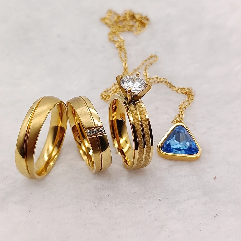 Stainless Steel Couple Wedding Rings Set Engagement Germany Vintage Pendant Jewelry Rings Women Love Bridal Sets 18k Gold Plated