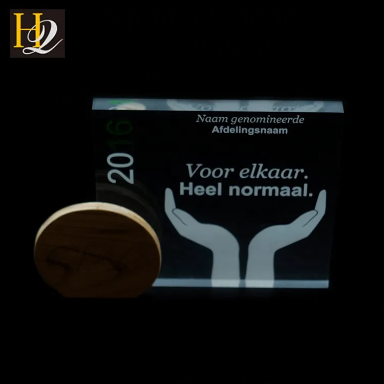 Wholesale high quality Wooden Logo Clear Solid Acrylic Cube Block Trophy Manufacturer Custom Trophy