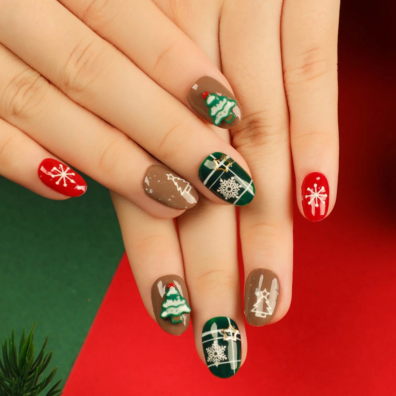 2024 Christmas Press on Nails Fake Almond Ballerina Design Nails Artificial Winter Xmas Matte Gloss Acrylic Nails for Women 24pc