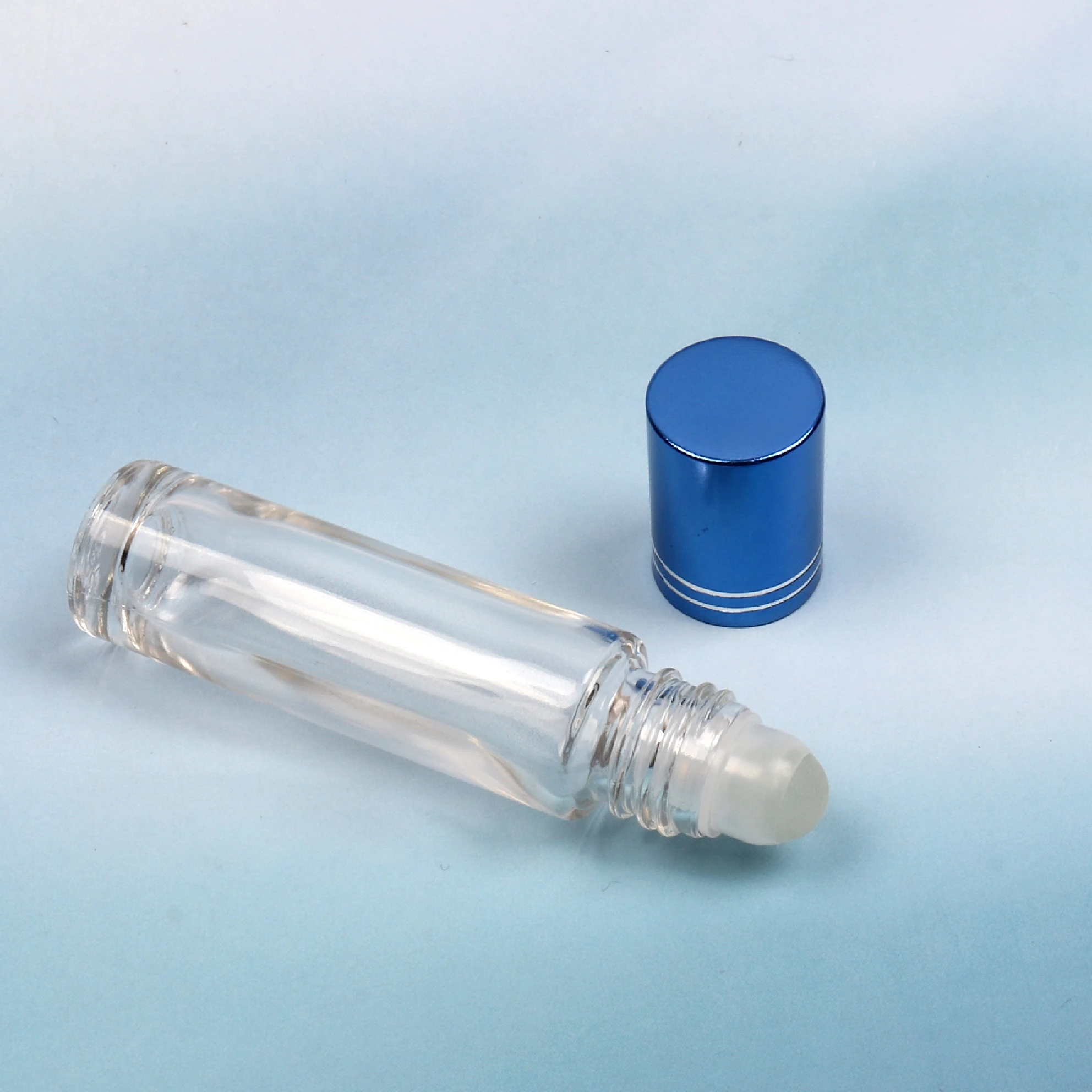 Wholesale 6ML 8ML 10ML transparent clear glass perfume bottle with aluminium cap roll on bottle