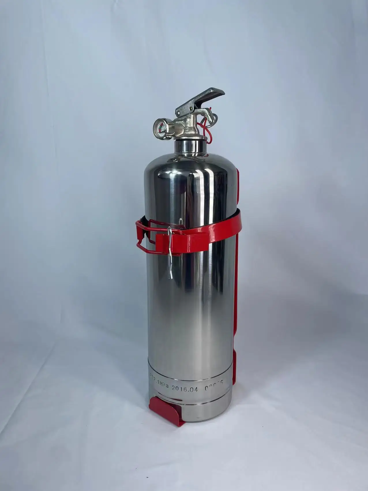 Vehicle Bracket for Big Fire Extinguisher 12kg 9kg Factory price Big heavy duty Truck fire extinguisher bracket