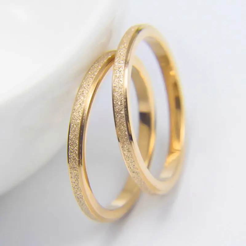  Hot Sales Gold Plated Elegant Fashion Stainless Steel Wedding Bands Round Rings For