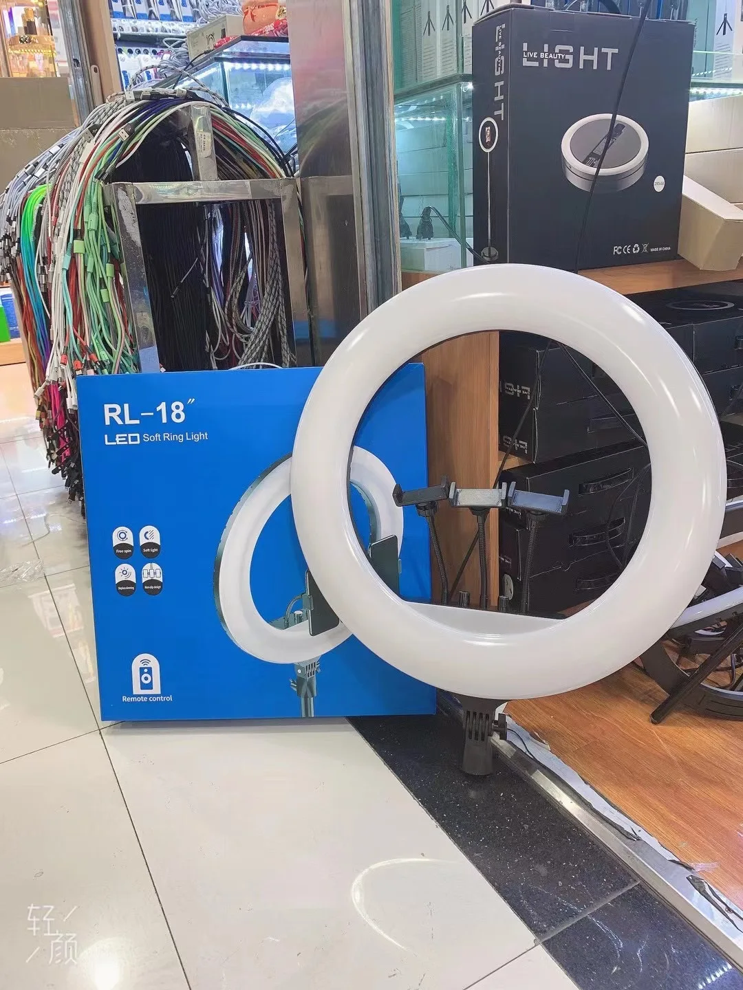 2021 Новое поступление 18 дюймов RL-18 Selfie Ring light RL18 и лампа для студийных съемок с кольцо заполняющий свет YouTube Live