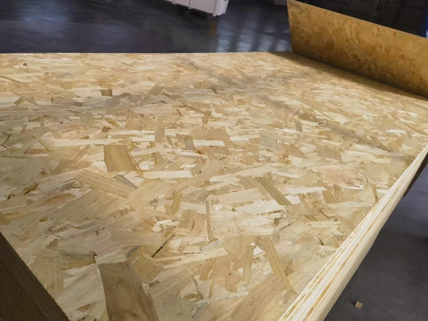 High Quality E0 E1 Grade Full Pine Core OSB Board for Home Decoration