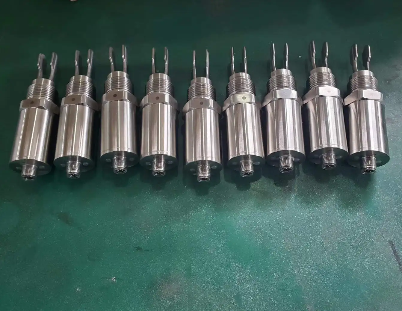 liquid vibrating level sensor