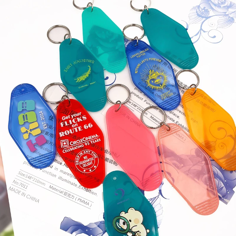 Custom promotional transparent plastic Retro vintage motel room hotel keychain pendant hotel tag