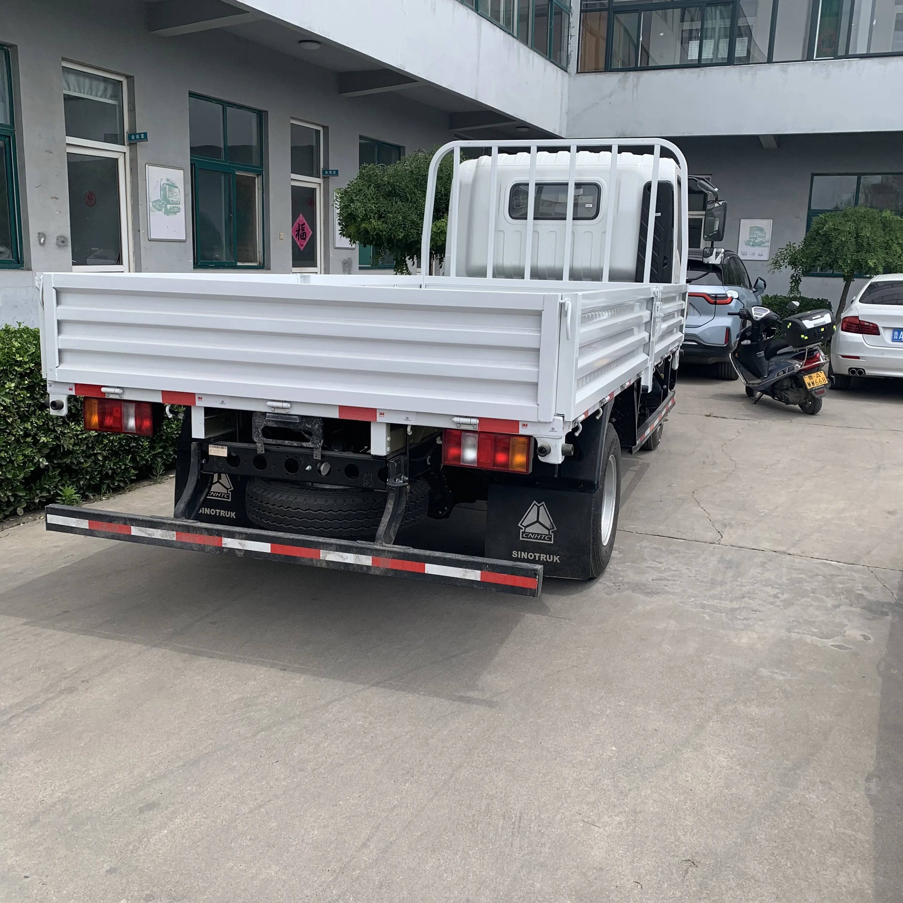 Легкий грузовой автомобиль Sinotruk Dongfeng Foton 4x2 3 тонны 5 тонн для продажи