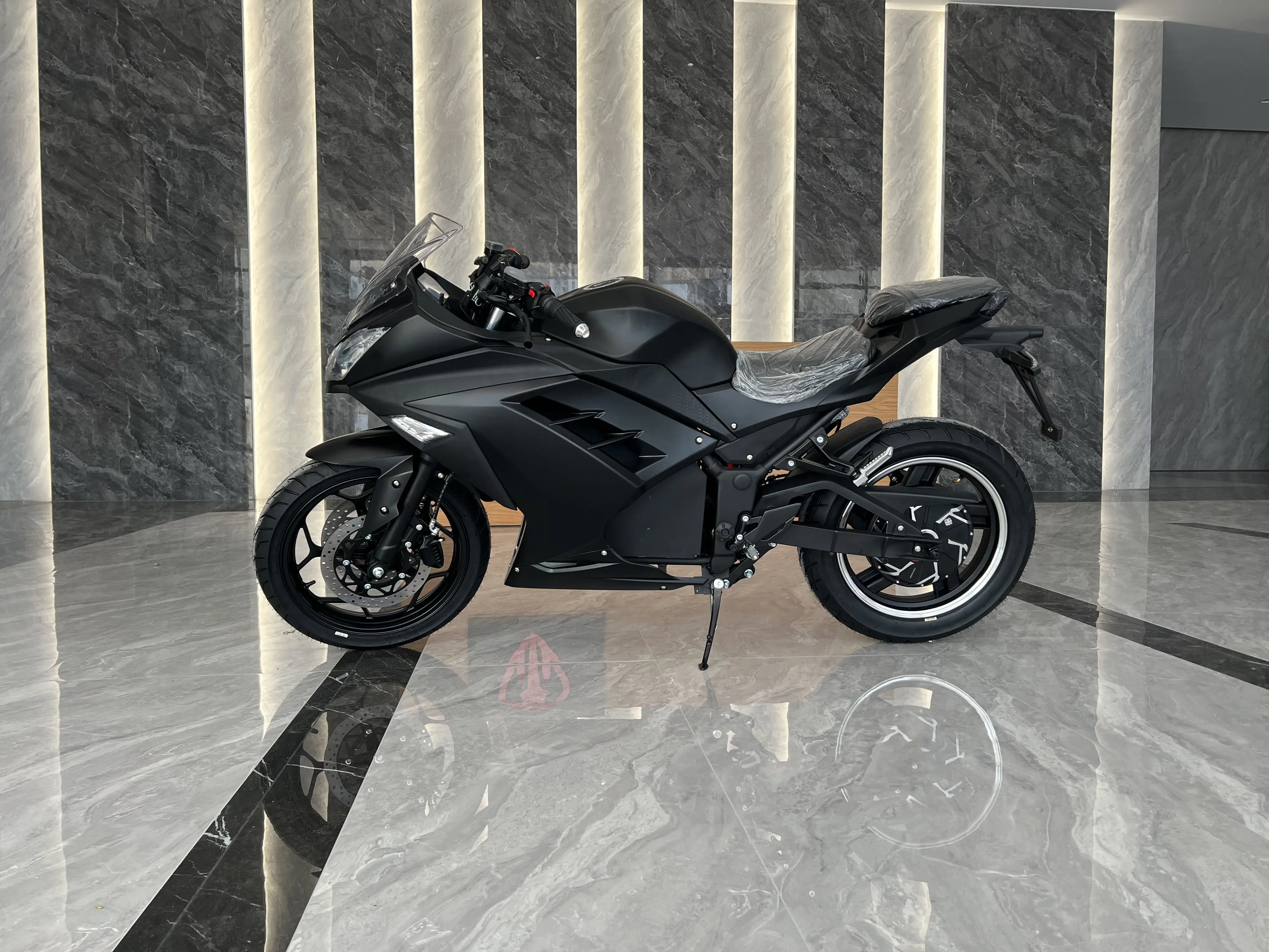 Scooty High Speed Moto 5000w Hub Motor  300KG Load Sports Bike  Electric Motorcycle for Adult