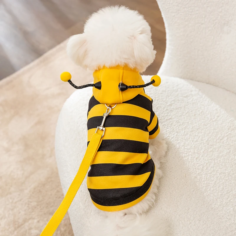 Fast Shipping Wholesale Manufacturer Cotton Cute Bee Type Spring Summer Dog Cat Halloween Pet Clothes for Dog with D ring