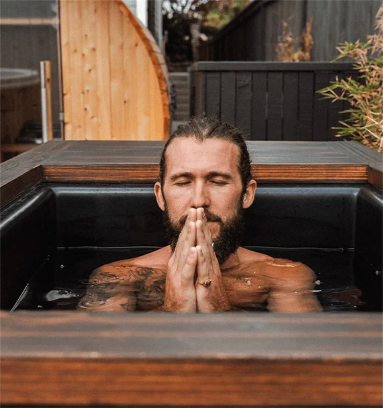 Cold plunge wooden cold plunge tub chiller ice bath cold plunge with water chiller