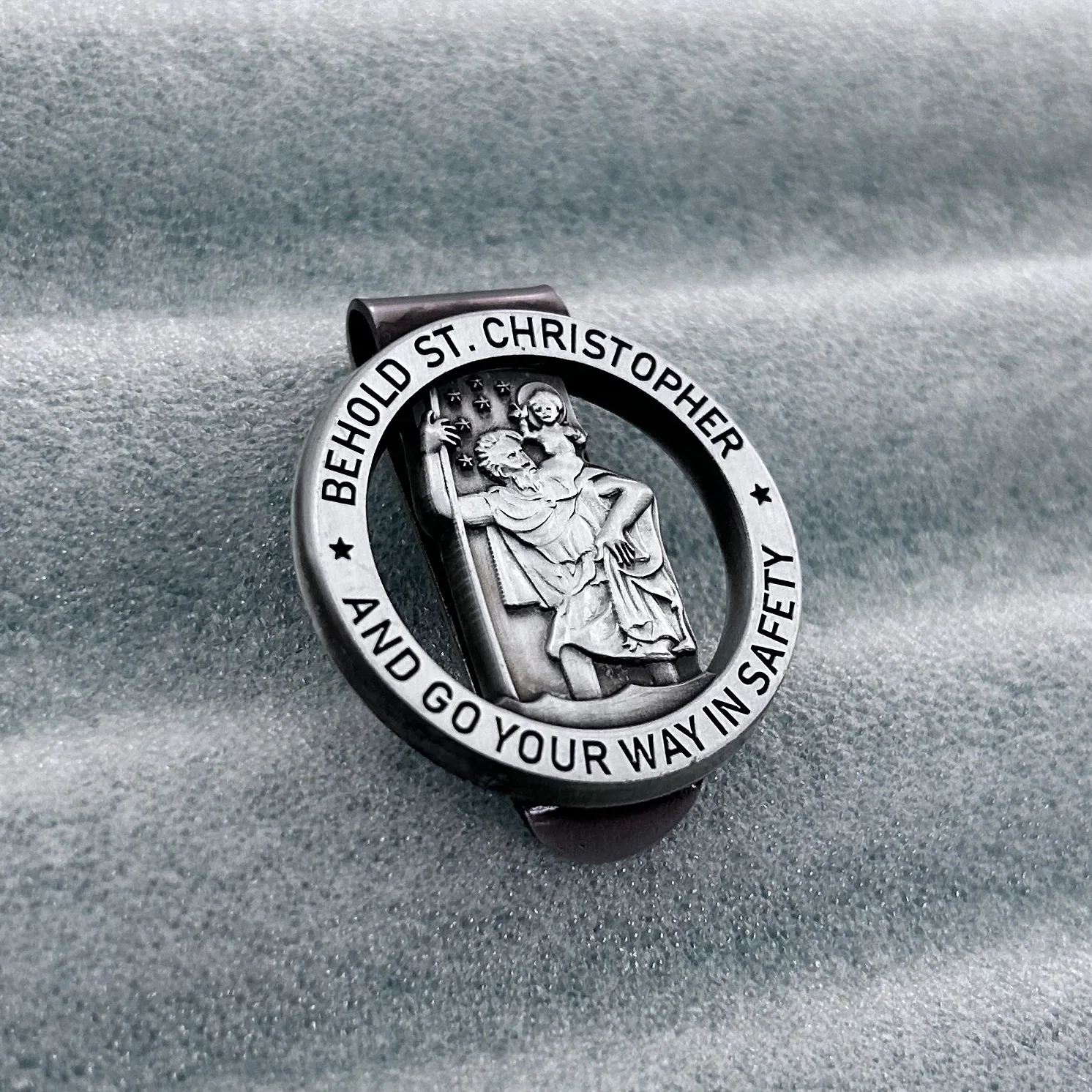 Wholesale Sun Visor Clip Car Clip for Sun Visor Car Sun Visor Sunglasses Holder Clip