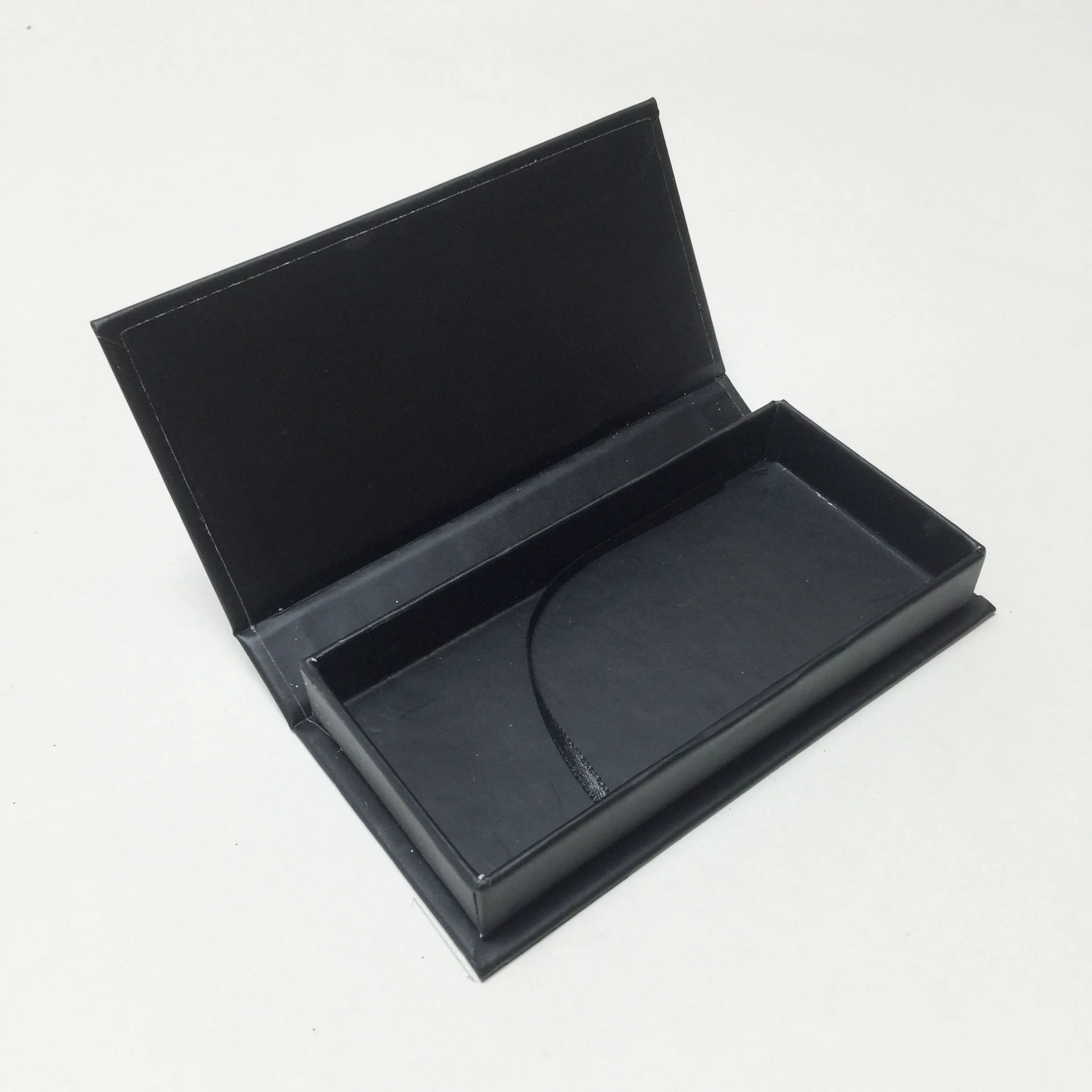 Hot Sale Custom magnetic Black Color Lash Boxes Wholesale Handmade 5D Natural Fluffy Strip Lashes Empty Eyelash Package Box