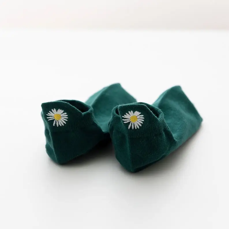 Daisy Flower ankle women embroidery socks