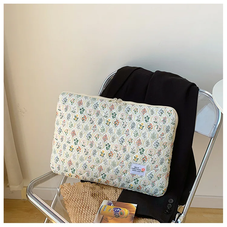 Wholesale fine prints with tulip leaves, shock-proof laptops, large tablet sleeves  business