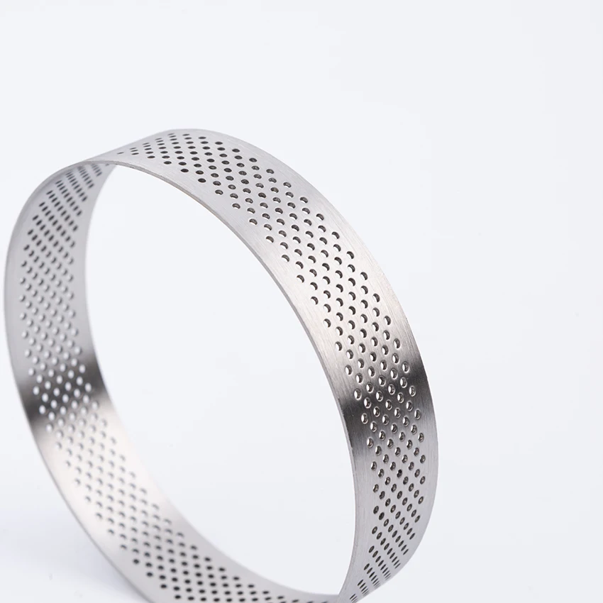 Hongbei Bakeware Circle Tartlet Tart Perforated Mold Cake Decorating