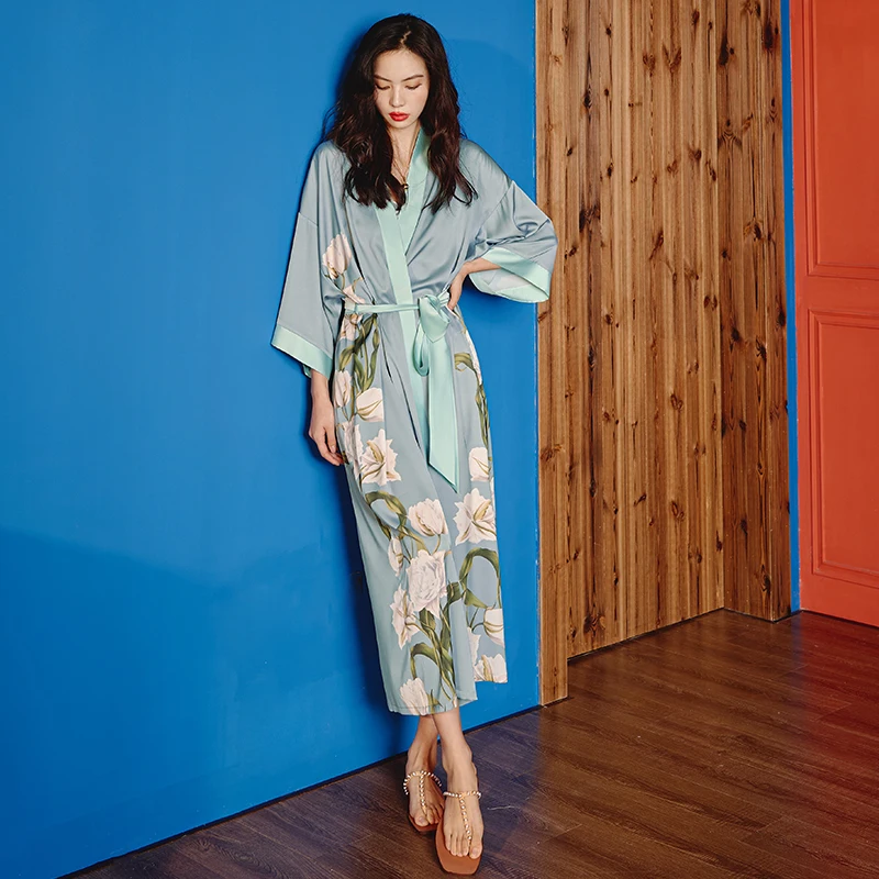 Factory Price Luxury Satin Silk Robes Long V-Neck Asian Women Blue Sleepwear Soft Cozy Satin Floral Silk Robe