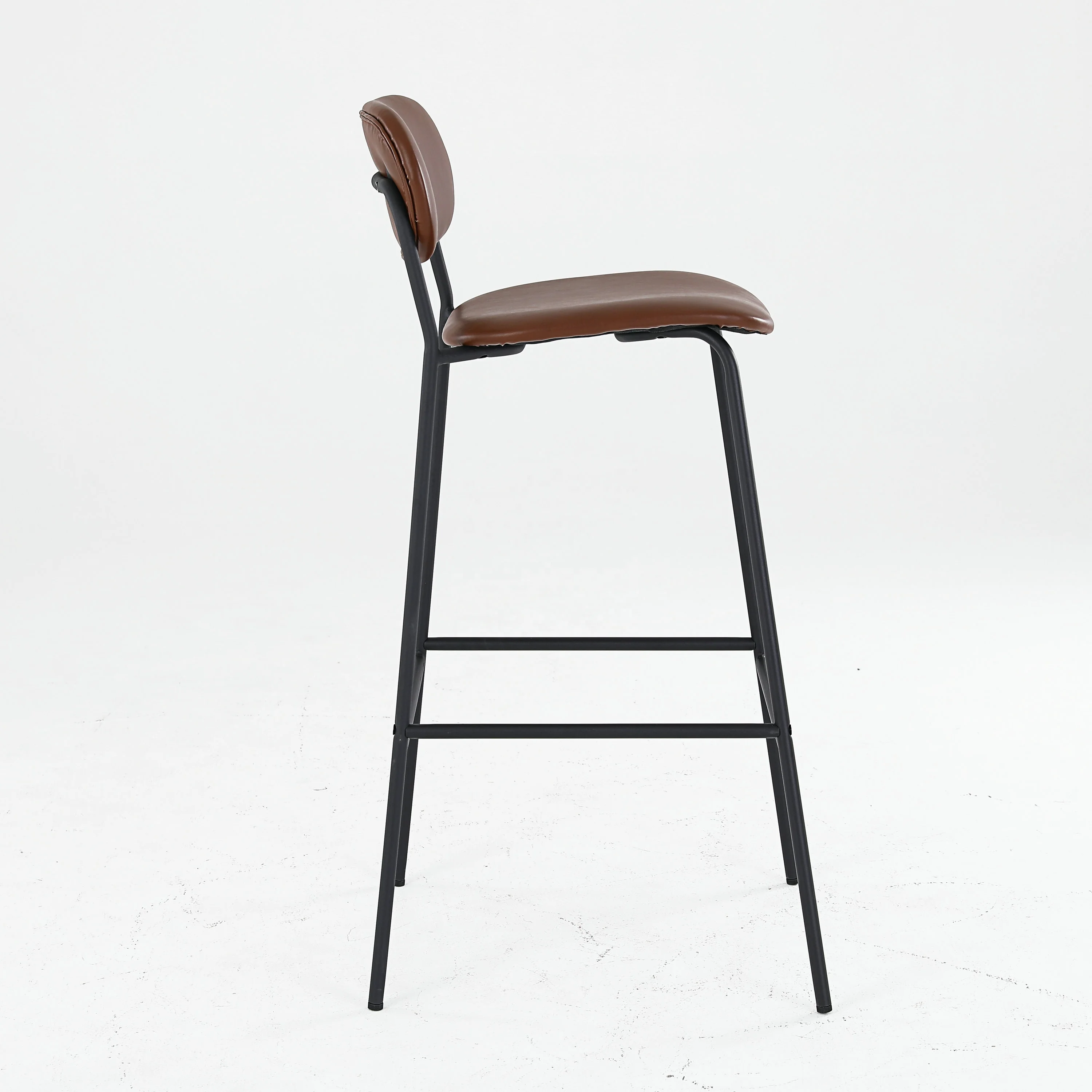 Luxury Hand Made Counter Height Nordic Black Metal frame footrest PU leather Bar Stools Luxury Bar chairs for kitchen