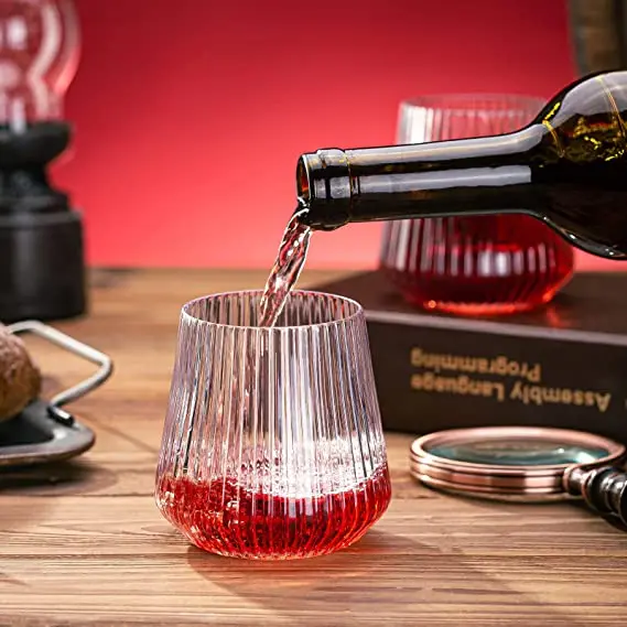 Origami Style Thick Wine Glasses Vertical Pattern Wine Glasses Plastic Stemless Ribbed Wine Glass