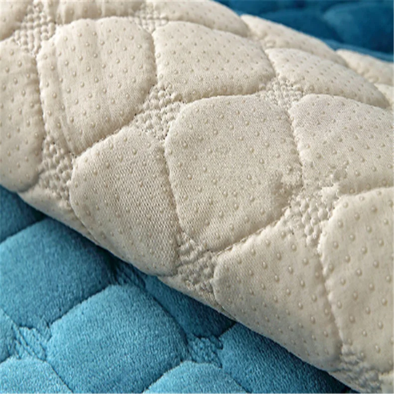 Warm and high-end Couch Protector Quilted Cover Water Resistant Non-lip Sofa Covers cushion