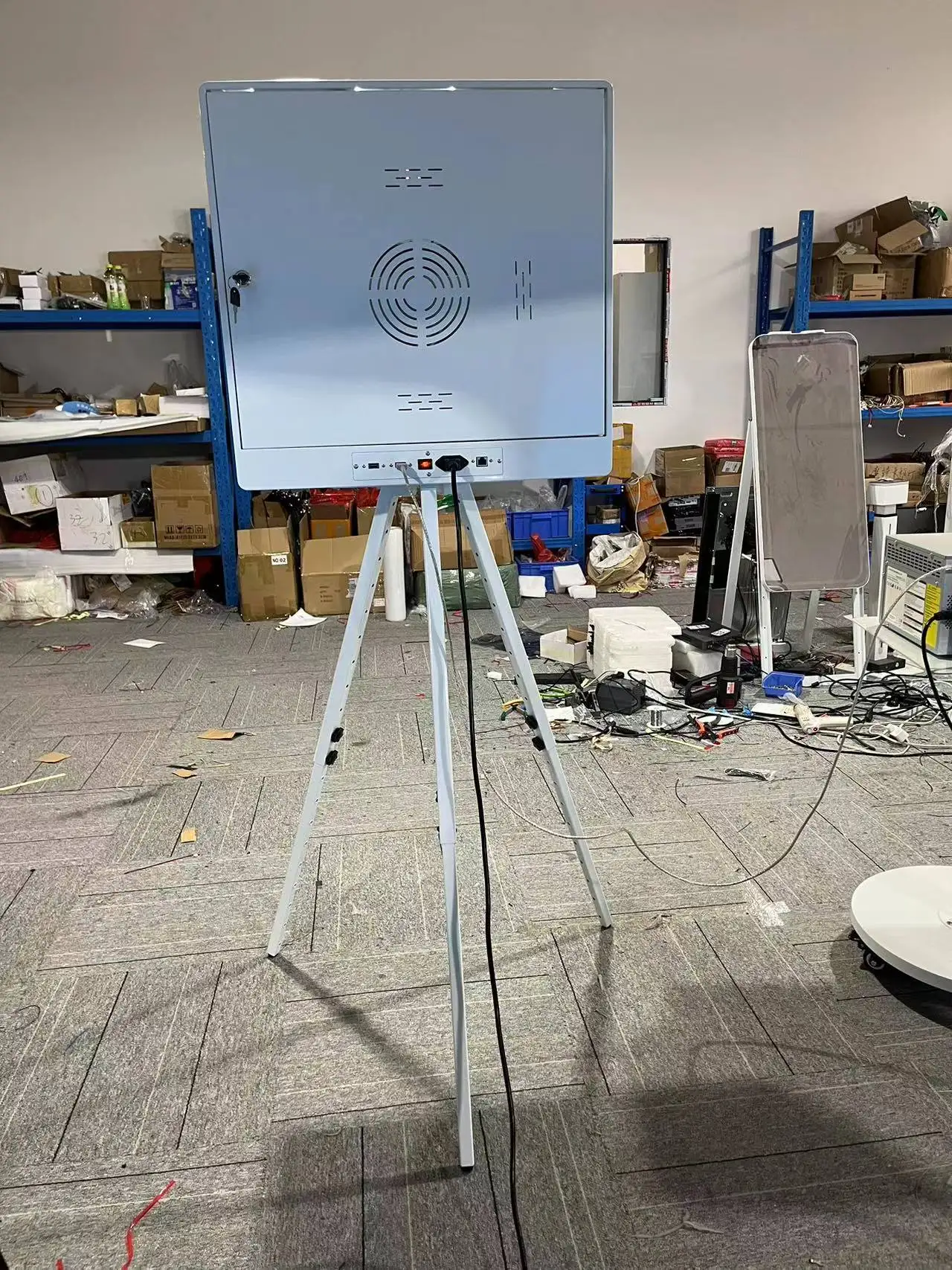 21.5 inch Touch Screen Square Tripod SLR Camera Photo Booth