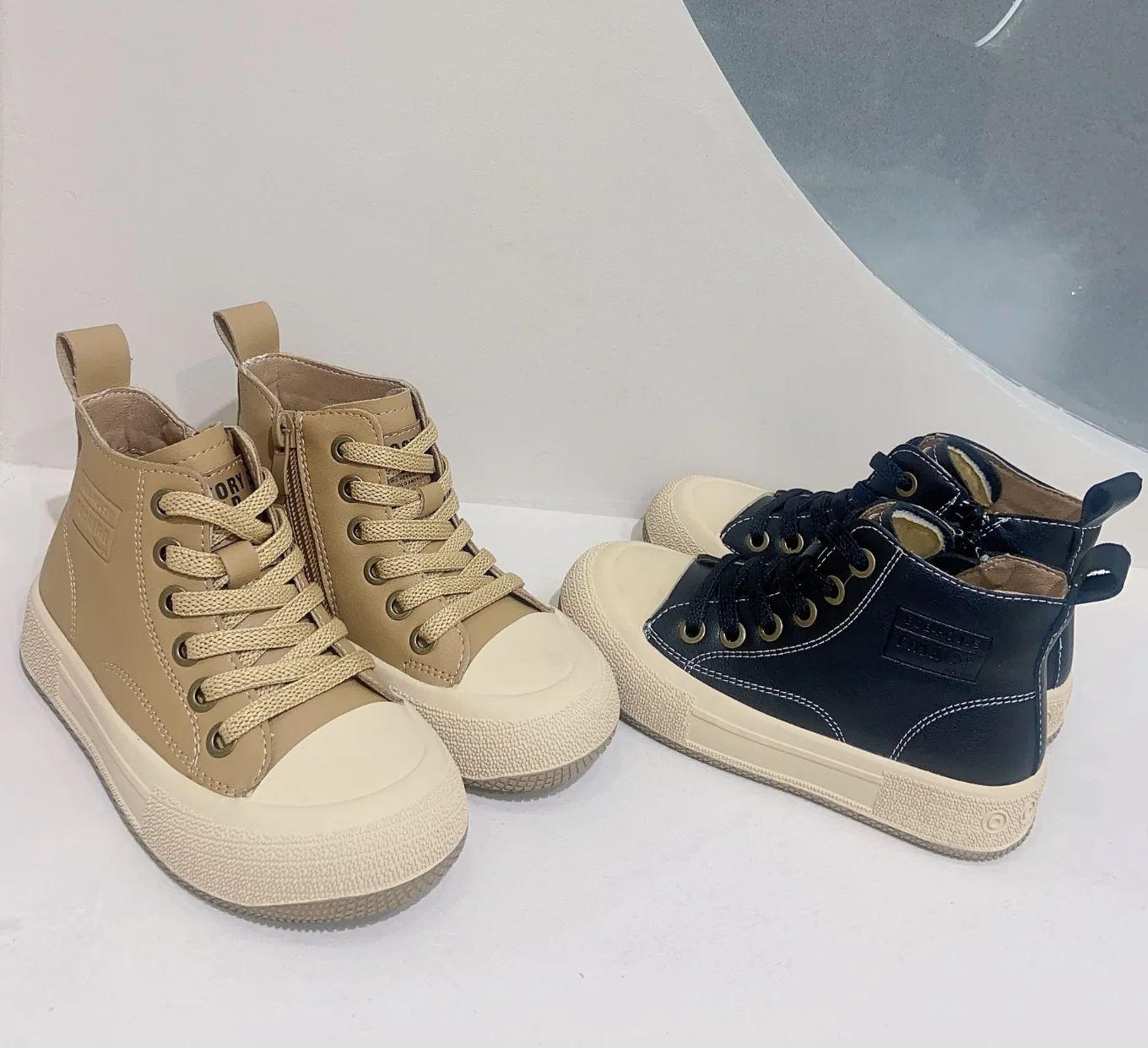 Fashion Star Designer Kids High Top Sneaker  Shoes Casual Sport Boys  Sneakers  Soft Rubber Sole Flat Children Canvas  Size26-37