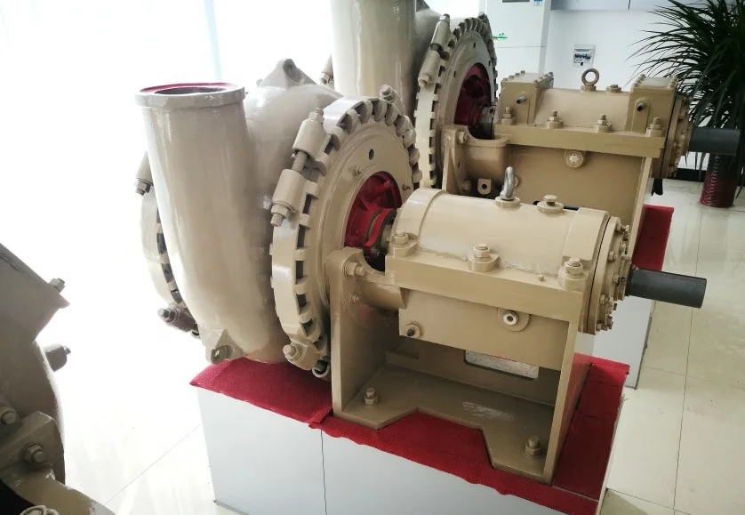 
centrifugal end suction sea sand pump sucks sand 