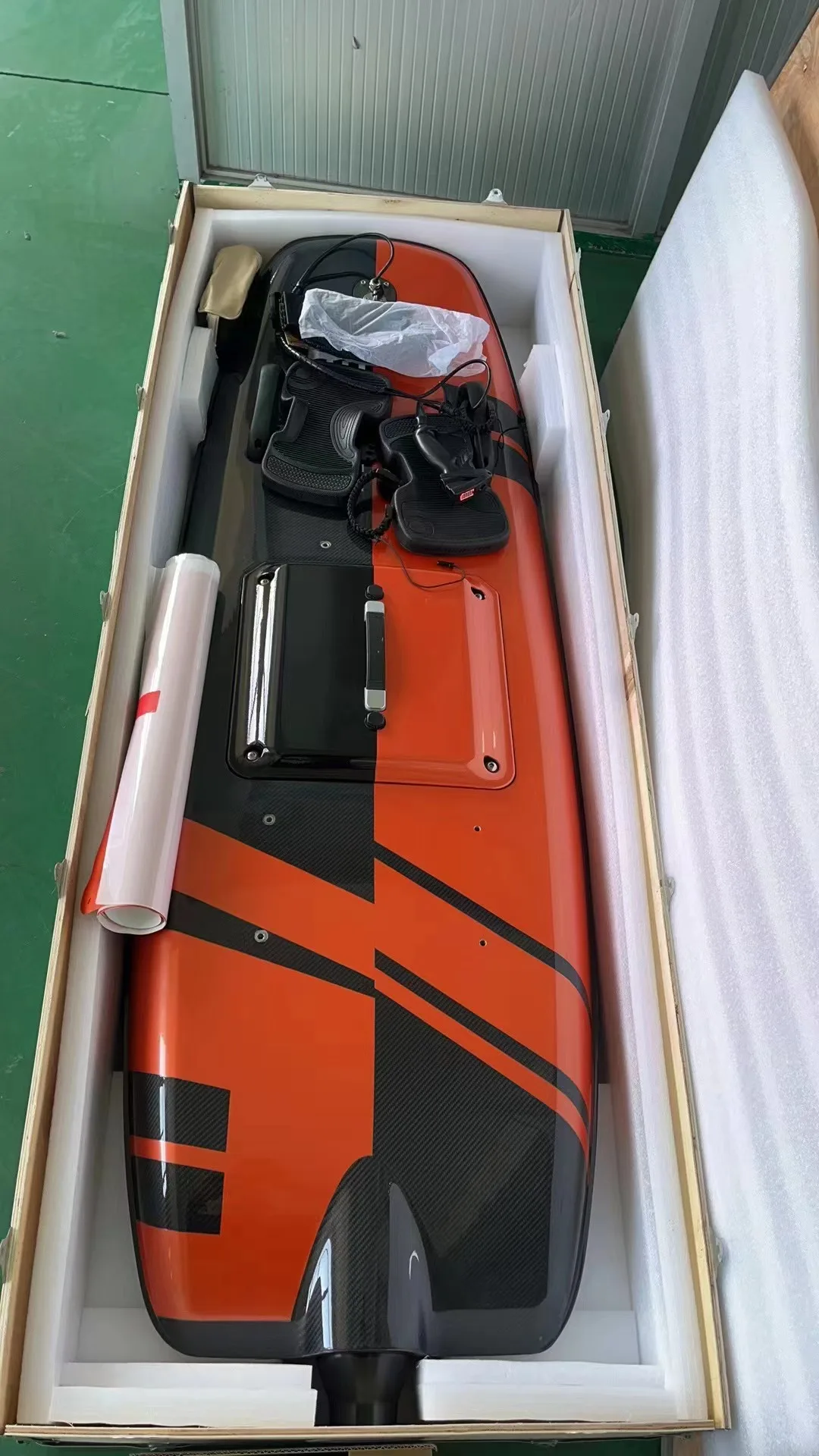 OEM 2023 Water Sports Electric Surfboard 12KW Jet Power Motor Jet Surf Board Electric Surfboard Motorized Surfboard