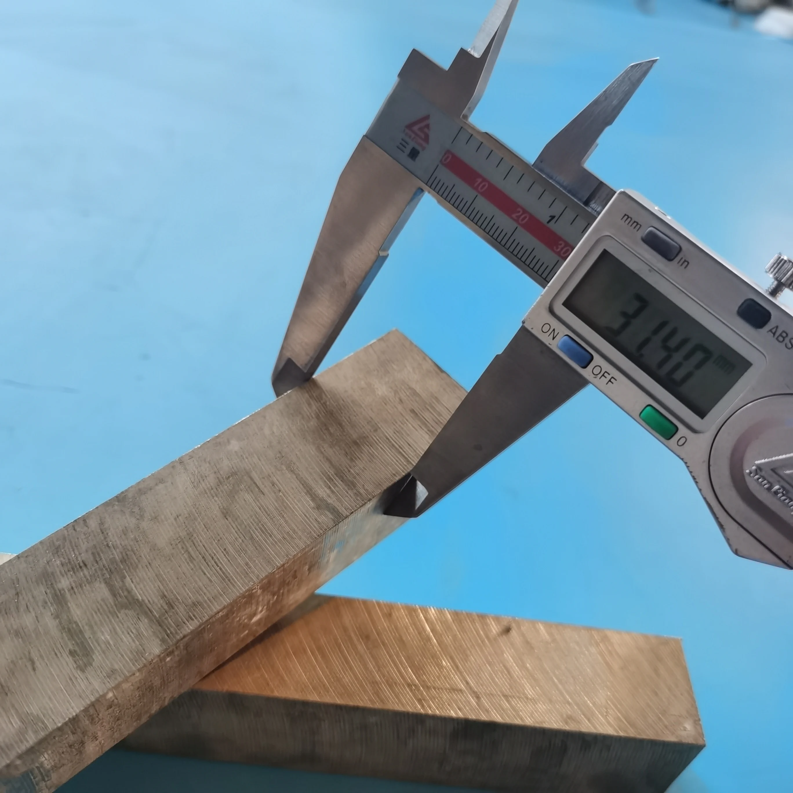 Бериллиевый медный стержень BeCu C17200 квадратный