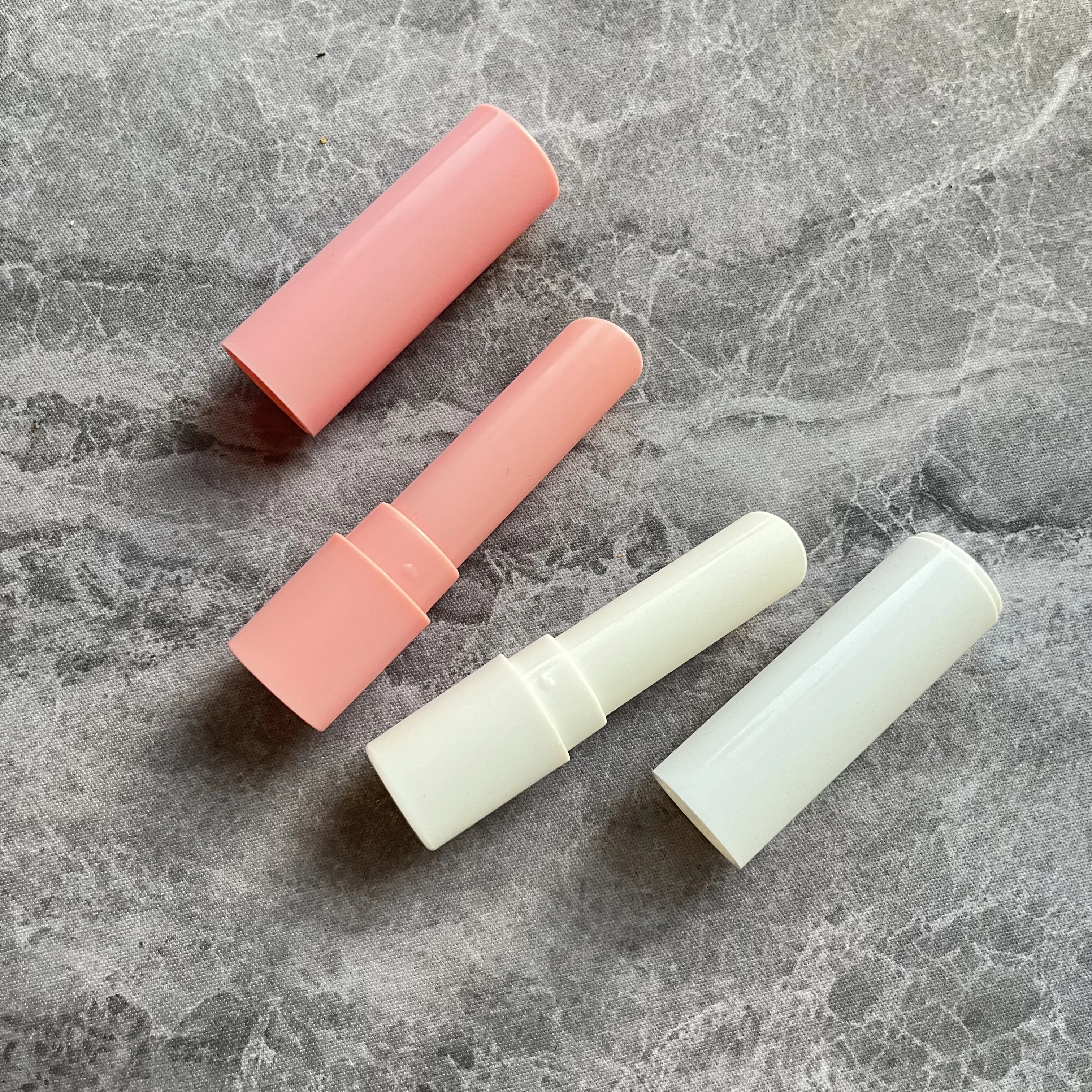 Private label sunscreen custom hydrate butter balm SPF lip balm private label