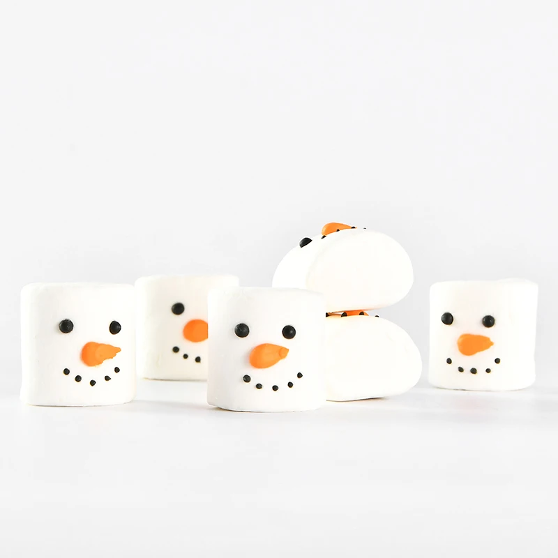Snowman Shape Coated Christmas Bulk Halal Sweet Candy Marshmallows