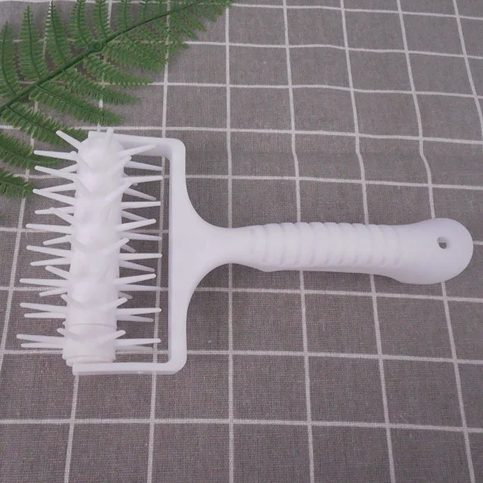 UJ-RP016  Durable Plastic Dough Docker Roller for Pizza Cake Pie Cookie  Baking Tool