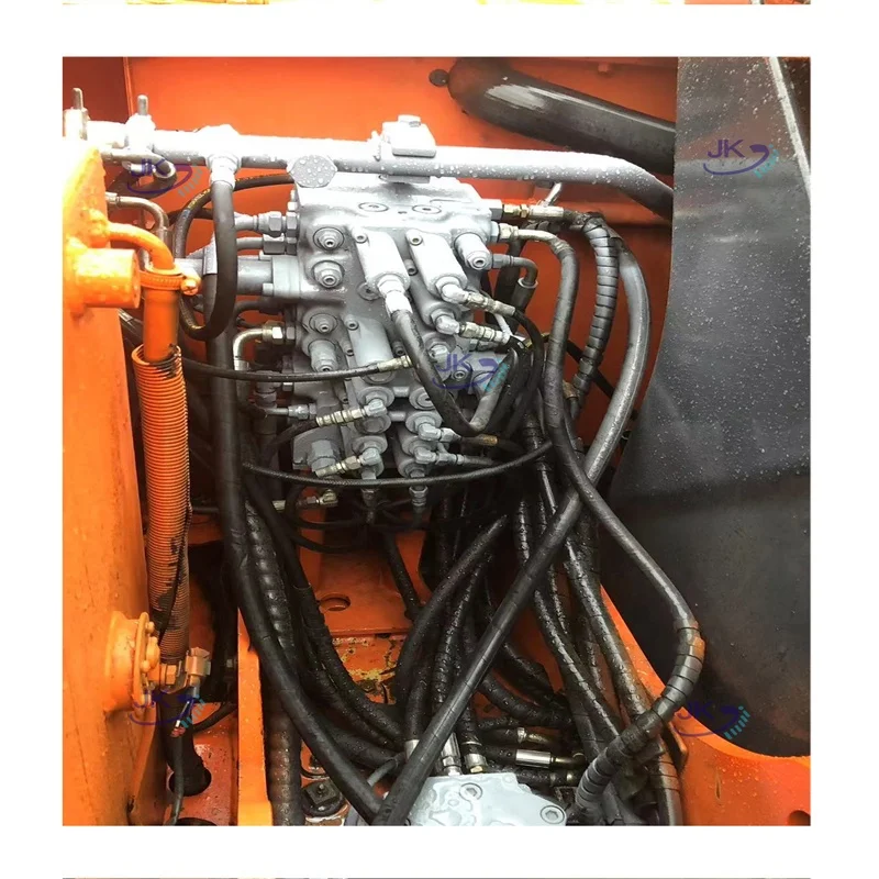 Cheap price  HITACHI Used 6-ton minis  Crawler excavator   Hitachi 60 excavator