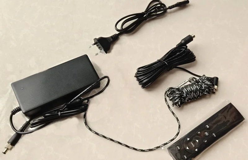 Free Shipping Household Cleaning Window Robot With High-Grade Packaging