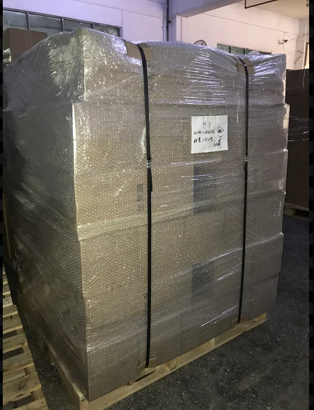 
High quality manufacturers direct sales plastic roll transparent PE transparent stretch film packaging materials 
