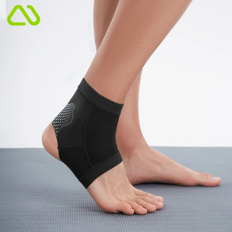 Adjustable Elastic Straps Ankle Support Brace Breathable Compression Design Ankle Support Brace for Sports Protection