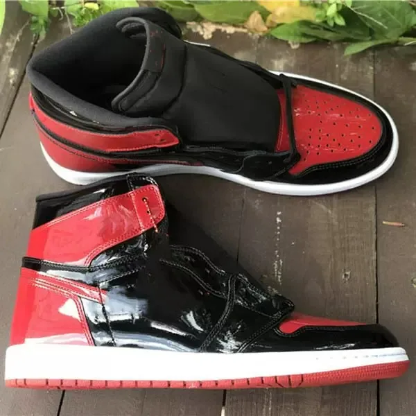 2022 Fashion Brand 1 High OG Bred Patent Basketball Shoes RED BLACK 1s Patent-leather sport Outdoor Top Quality Running Sneakers