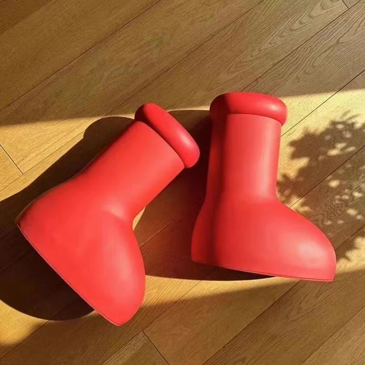 Latest Online Lead Trend Quadratic Element From Dora The Explorer Made By Rubber And EVA Rain Proof Skid Proof Big Red Boots