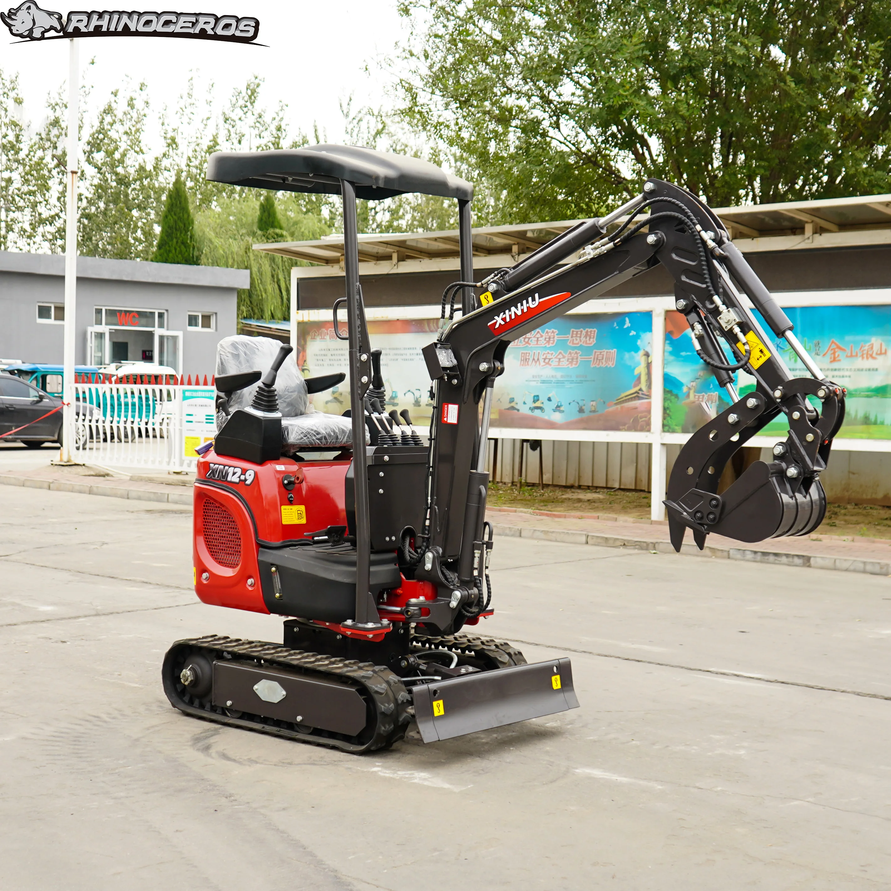 Rhinoceros XN12-9 mini digger three cylinder engine Excavator Rotating Bucket 1000kg