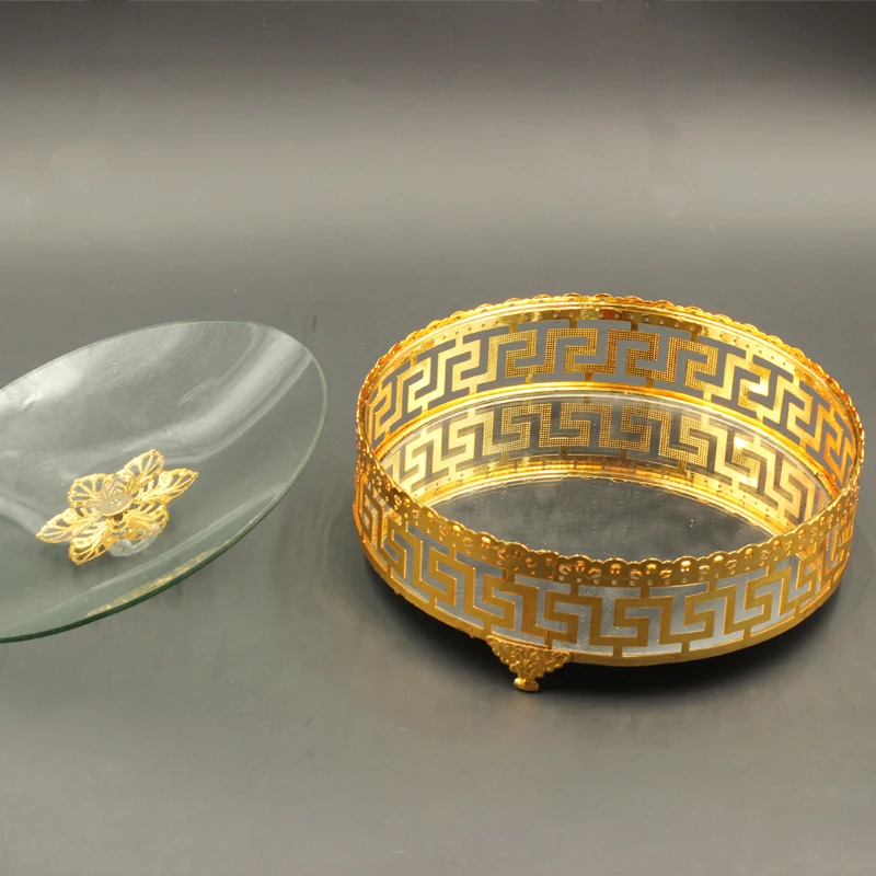 Round Mirrored Silver Metal Serving Tray with Decorative Lace Border home decoration fruit food cake tray with lid