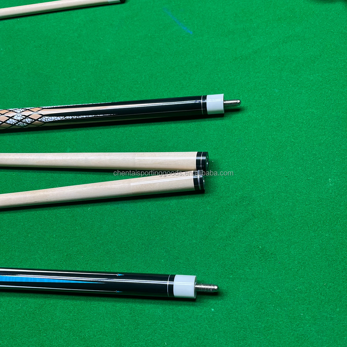 Factory Sale Made in China Billiards Pool Cue 1/2 Joint 145cm Pool Cue 13mm Tip Size Hard Maple Material Snooker Pool Cue