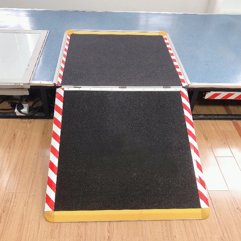 Fold Manual Wheelchair Ramp for Bus with loading 350kg