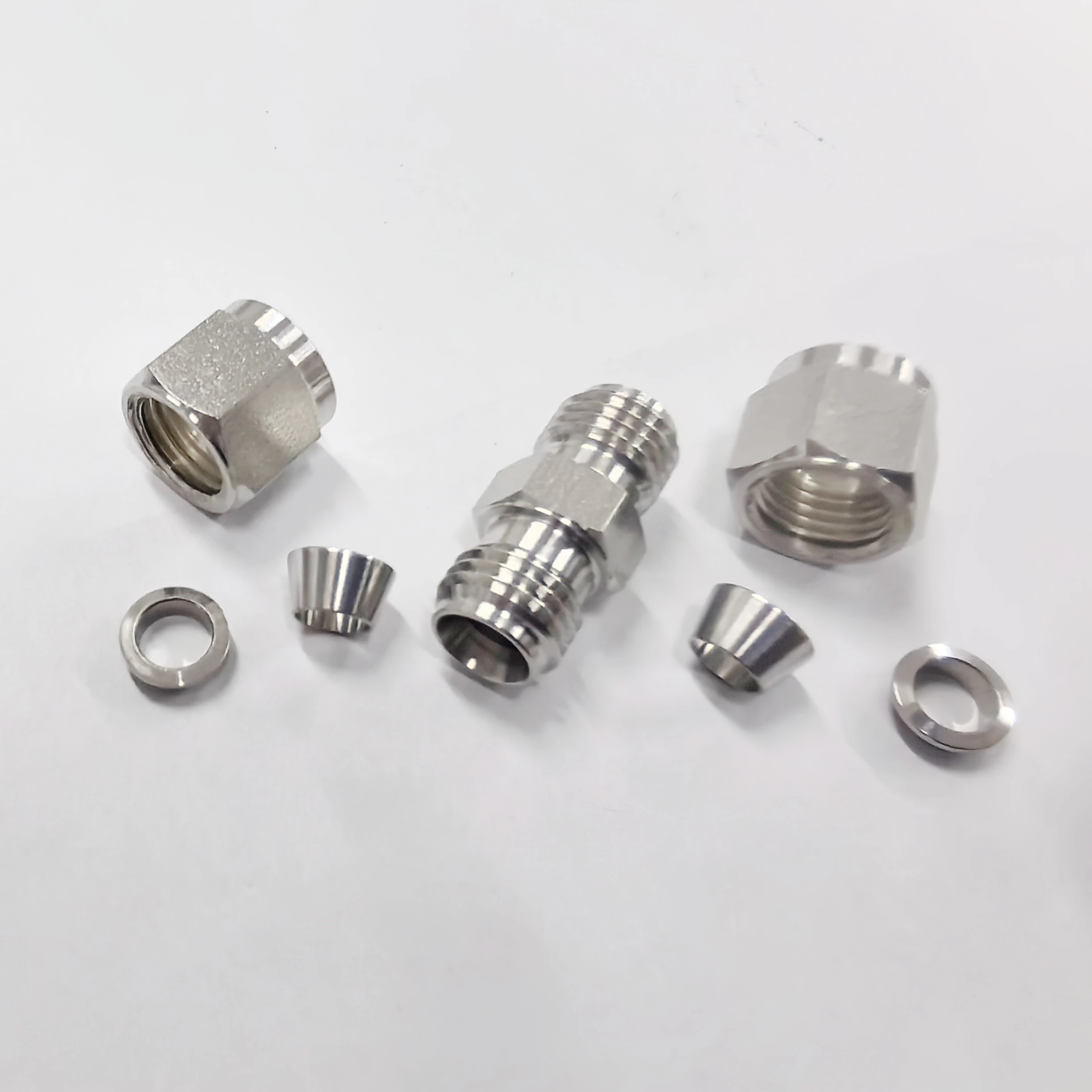 WM OEM Stainless Steel 304 Ferrule Compression Fitting Adapter connect 1/2 inch OD tube x 1/2 NPT Male thread Coupler