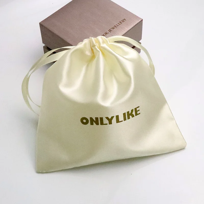 satin gift pouch (5).jpg