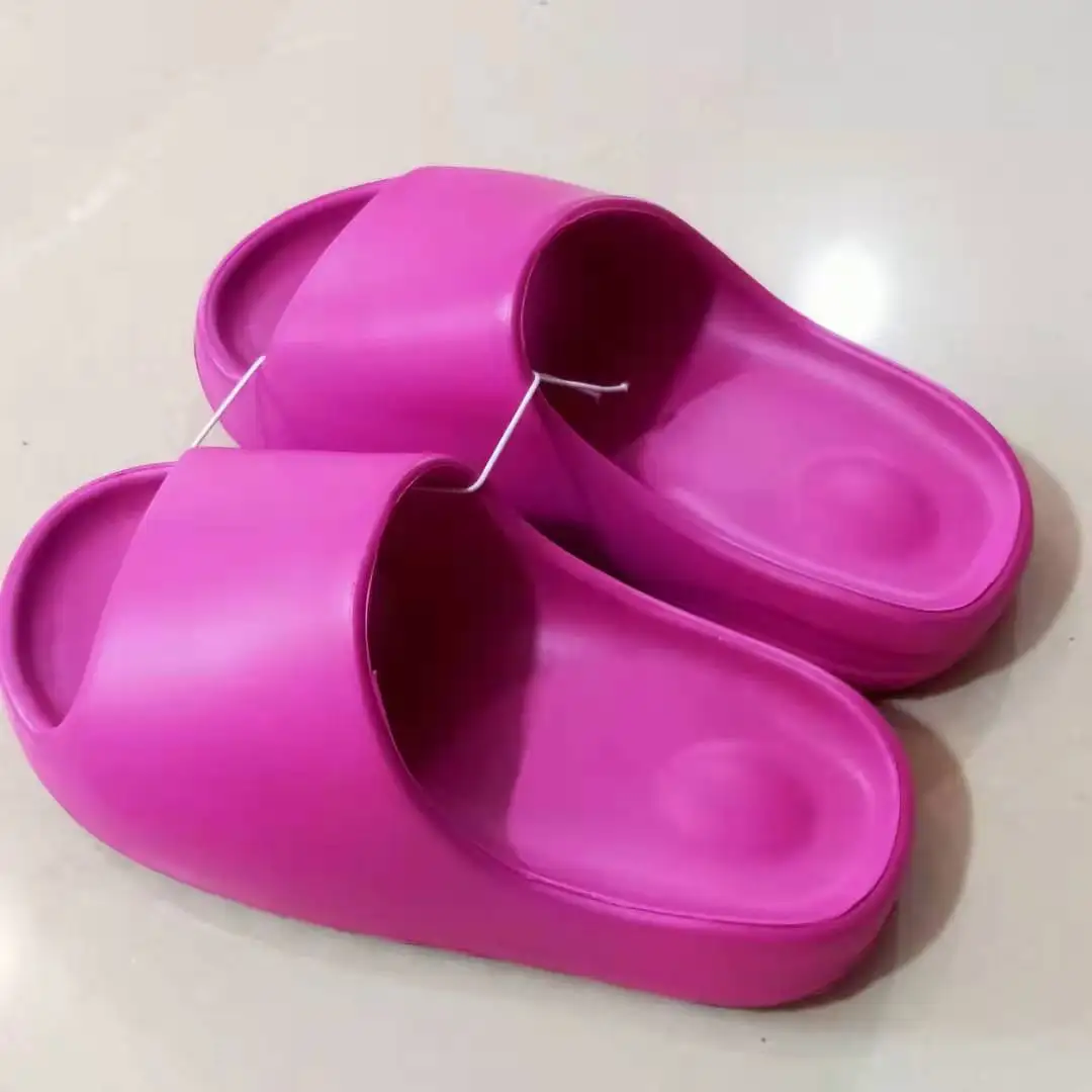 wholesale unisex yeezy slippers new style SpongeBob eva Slides for women