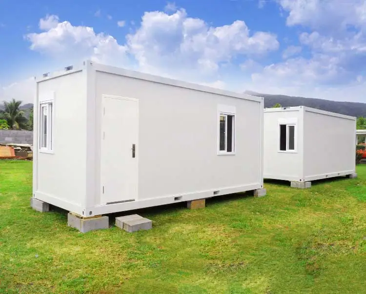 Prefab China 40 ft Modern Container House Modular Ready Made House Modular Tiny Kit Set Cabin Homes For Sale