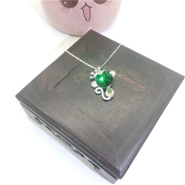 Wholesale sales of Crystal Jewelry Pendant animals monkey graphic necklace gold-plated spiritual therapy necklace holiday gifts