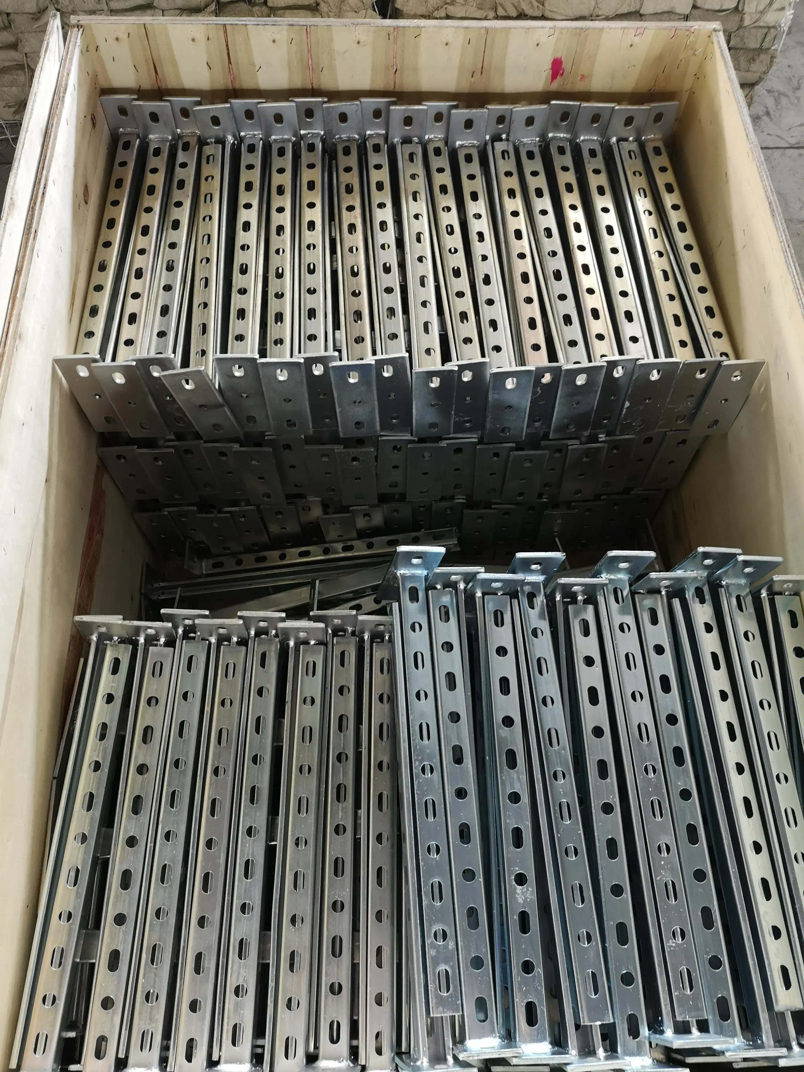 420mm Length Zinc Plated Unbraced Wall Brackets Wall Plate Welded on 27x18x1.2mm C Shape Profile for Simplify Fixing