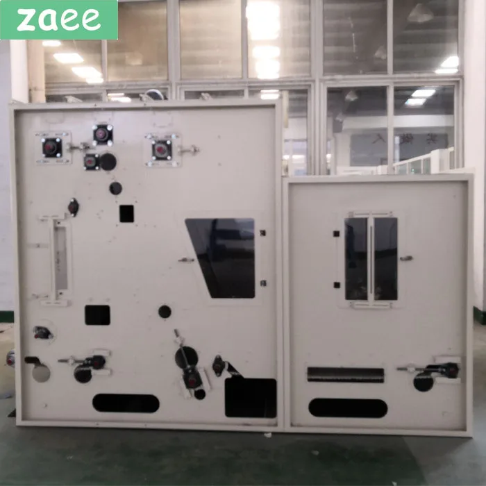 Hopper and feeder nonwoven fabric machine