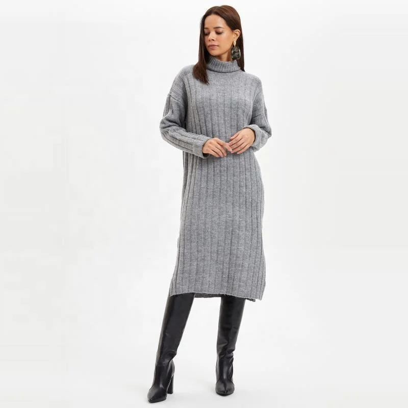 
Woman Tricot Dress for Sale 